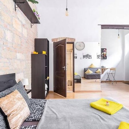 Vintage Style Cozy Downtown Apartment. บูดาเปสต์ ภายนอก รูปภาพ