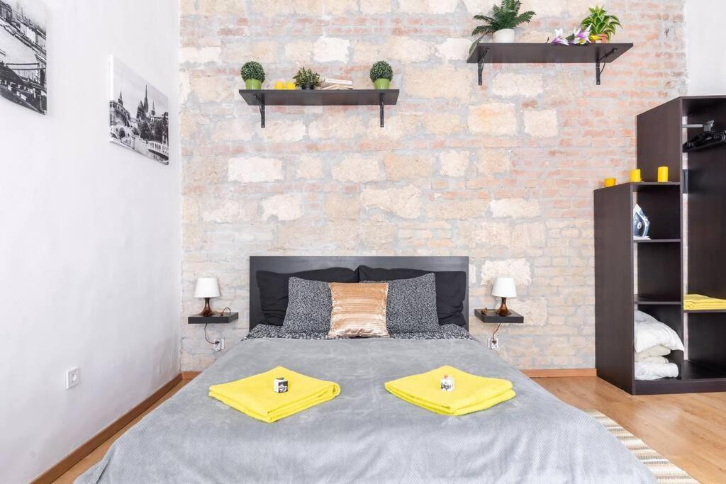 Vintage Style Cozy Downtown Apartment. บูดาเปสต์ ภายนอก รูปภาพ